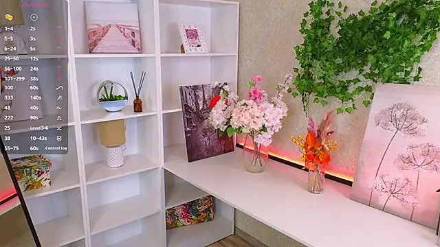 KathrinTith online show from 5, 12, 2025