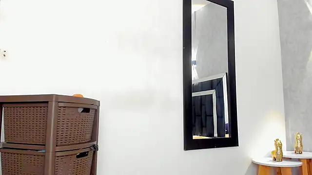 Snapshot of elian_7 chatting on 3, 2, 2026 elian 7 online show from 3, 2, 2026