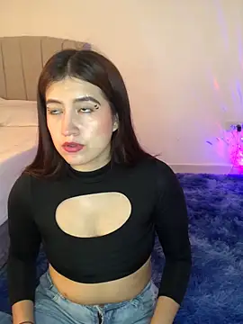 BrunnetAri  online show from 10, 10, 2025