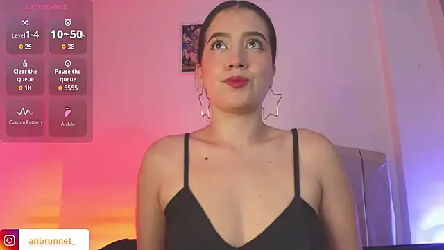 Snapshot of BrunnetAri_ chatting on 24, 6, 2026 BrunnetAri online show from 24, 6, 2026