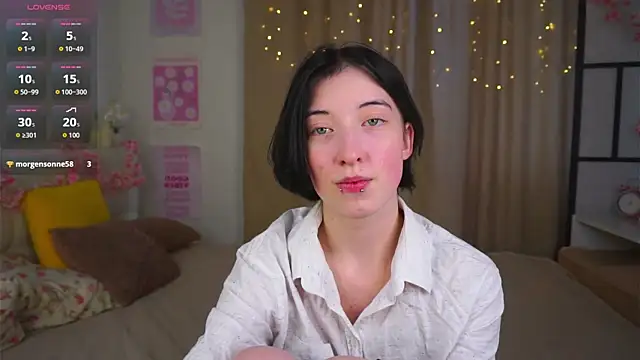 Snapshot of JuanaFriesz chatting on 25, 2, 2026 JuanaFriesz online show from 25, 2, 2026