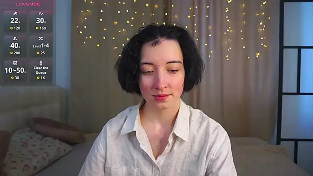 Snapshot of JuanaFriesz chatting on 13, 2, 2026 JuanaFriesz online show from 13, 2, 2026