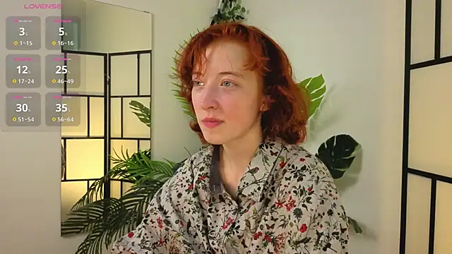 Snapshot of JuanaFriesz chatting on 11, 9, 2025 JuanaFriesz online show from 11, 9, 2025