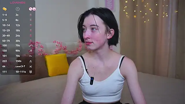 Snapshot of JuanaFriesz chatting on 18, 2, 2026 JuanaFriesz online show from 18, 2, 2026