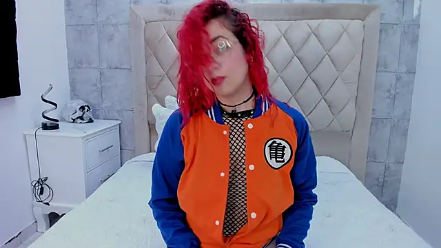 RoxanneStorm  online show from 13, 11, 2025