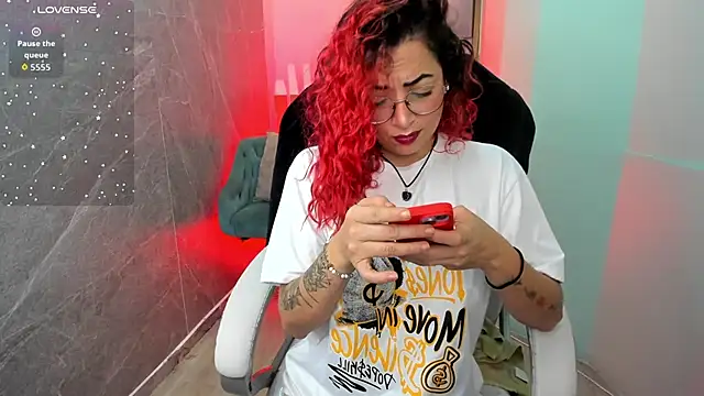 RoxanneStorm  online show from 9, 3, 2026