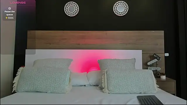 MiaTaylorSweet online show from 10, 10, 2025