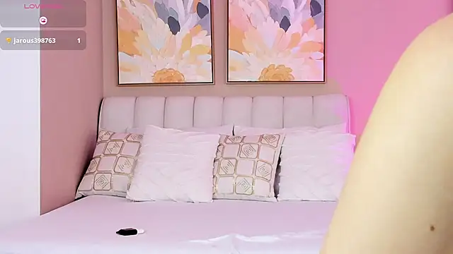 MiaTaylorSweet online show from 23, 4, 2026