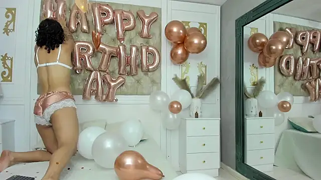 SilvanaOwen online show from 1, 12, 2025