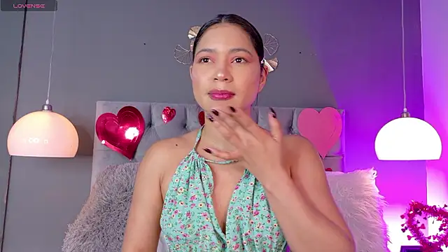 Snapshot of kendalFox_ chatting on 12, 2, 2026 kendalFox online show from 12, 2, 2026