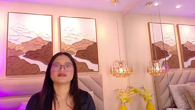 kendalFox  online show from 7, 11, 2025