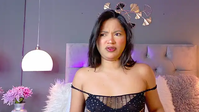 kendalFox  online show from 9, 4, 2026