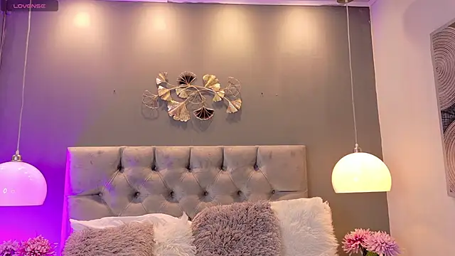 Snapshot of kendalFox_ chatting on 21, 2, 2026 kendalFox online show from 21, 2, 2026