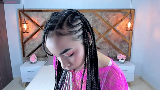 Lucia jane online show from 28, 4, 2026