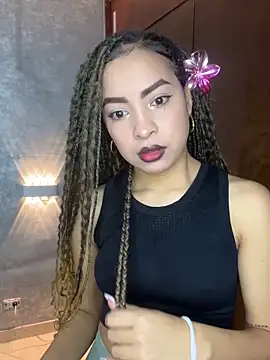 Snapshot of Lucia_jane chatting on 18, 6, 2026 Lucia jane online show from 18, 6, 2026