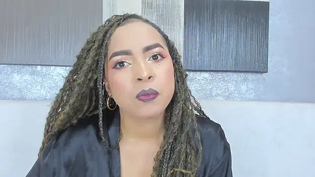 Snapshot of Lucia_jane chatting on 8, 6, 2026 Lucia jane online show from 8, 6, 2026
