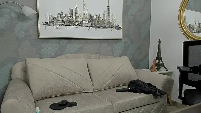 Lucia jane online show from 7, 11, 2025