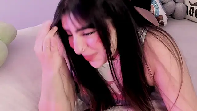 Camila Matinez  online show from 26, 9, 2025