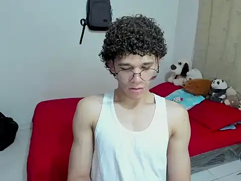 Snapshot of Tom_Blues chatting on 30, 9, 2025 Tom Blues online show from 30, 9, 2025