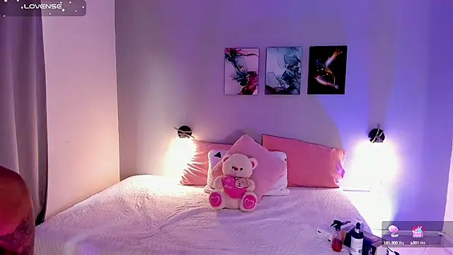 KimTayloor1 online show from 11, 10, 2025