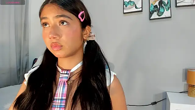 KimTayloor1 online show from 6, 10, 2025