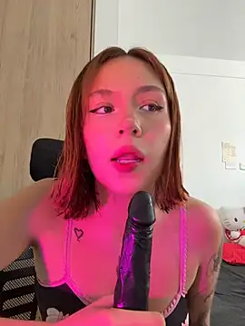 aliciia 23 online show from 14, 4, 2026