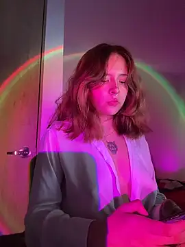 aliciia 23 online show from 25, 3, 2026