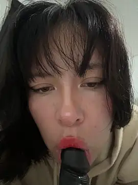 aliciia 23 online show from 7, 10, 2025