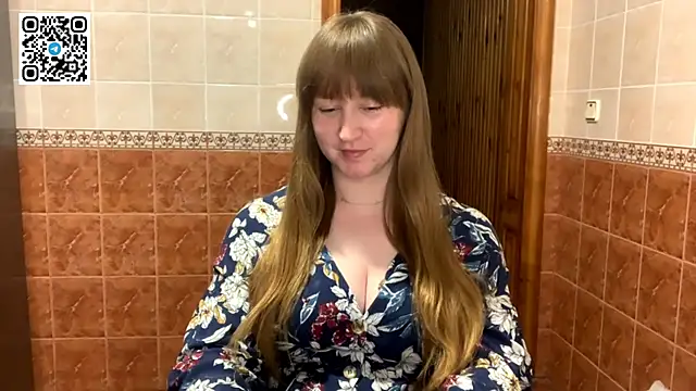 MaroonMoon  online show from 14, 9, 2025