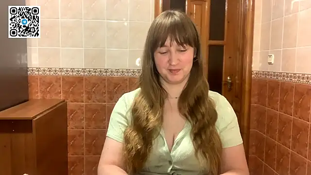 MaroonMoon  online show from 8, 10, 2025