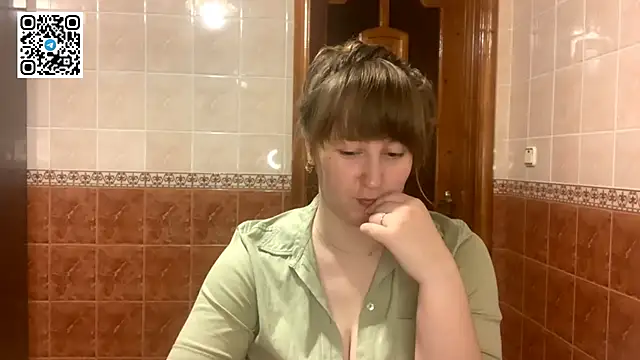 MaroonMoon  online show from 19, 12, 2025