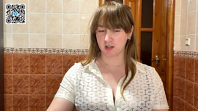 MaroonMoon  online show from 13, 2, 2026