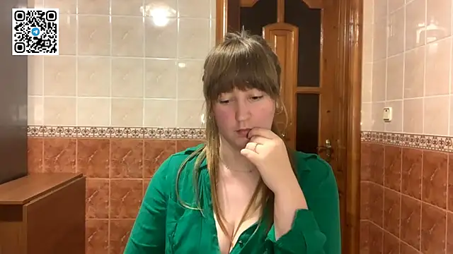 MaroonMoon  online show from 19, 11, 2025