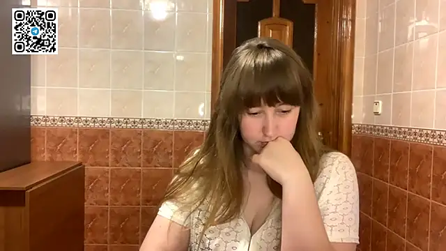 MaroonMoon  online show from 25, 11, 2025