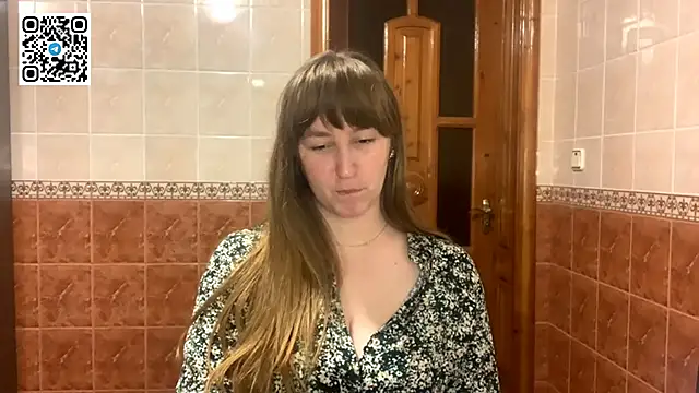 MaroonMoon  online show from 16, 12, 2025