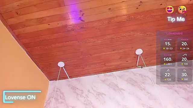 cristal herrera  online show from 26, 9, 2025