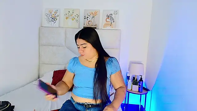 elizawiliamst online show from 19, 5, 2026
