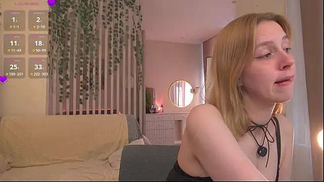 Snapshot of sofiapurex chatting on 15, 5, 2026 sofiapurex online show from 15, 5, 2026