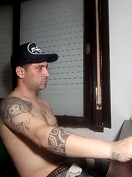 0800cristean online show from 28, 11, 2025