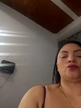 tiffany Johnson1 online show from 24, 5, 2026