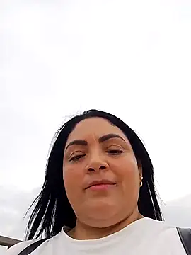 tiffany Johnson1 online show from 24, 10, 2025