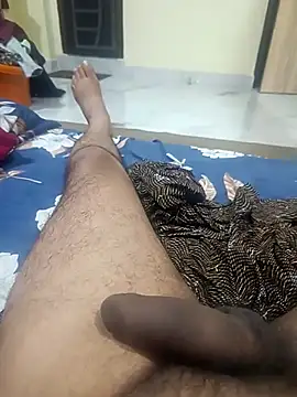 Snapshot of bobby3374 chatting on 23, 9, 2025 bobby3374 online show from 23, 9, 2025