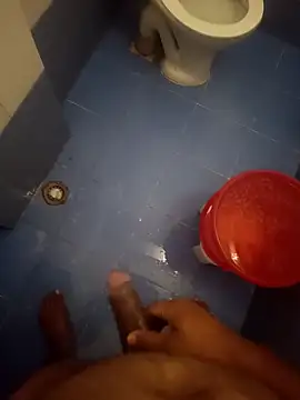 Snapshot of bobby3374 chatting on 13, 11, 2025 bobby3374 online show from 13, 11, 2025