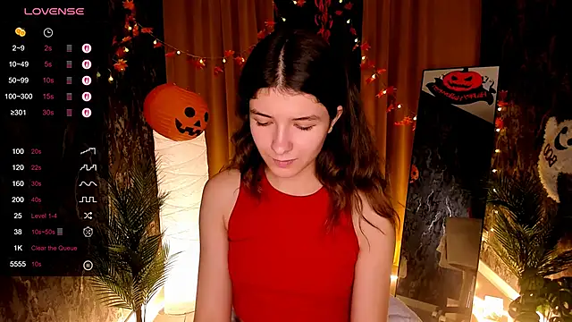 amy cute cat online show from 25, 10, 2025