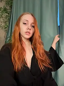 Snapshot of PollyVinice chatting on 19, 7, 2026 PollyVinice online show from 19, 7, 2026