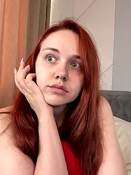 Snapshot of PollyVinice chatting on 17, 9, 2025 PollyVinice online show from 17, 9, 2025