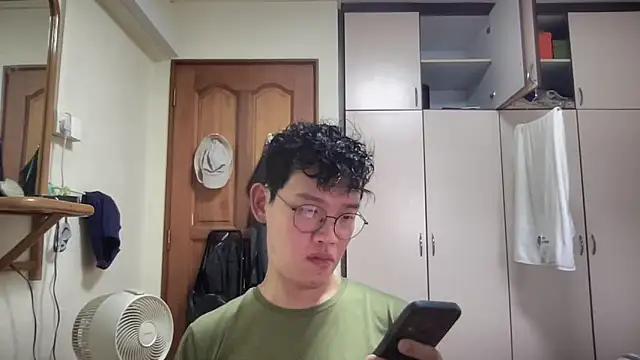 Passionatetwink2 online show from 11, 9, 2025