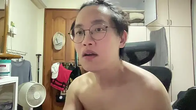 Snapshot of Passionatetwink2 chatting on 11, 3, 2026 Passionatetwink2 online show from 11, 3, 2026