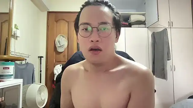 Snapshot of Passionatetwink2 chatting on 14, 3, 2026 Passionatetwink2 online show from 14, 3, 2026