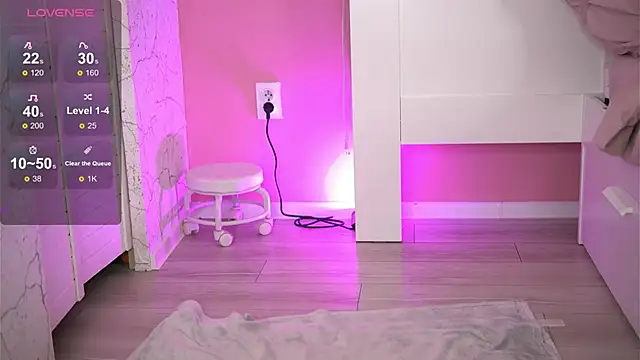 DeborahLowe online show from 14, 1, 2026